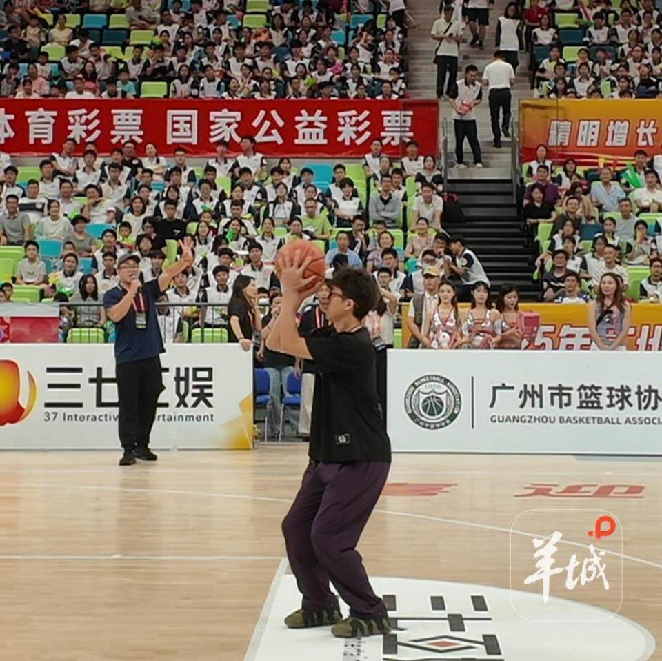 sJ, 持小幅度的