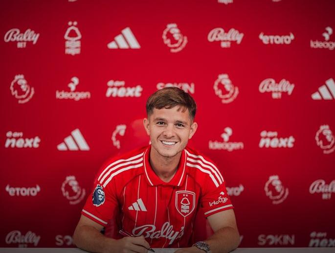 布伦特福德, ue, csg 布伦特福德, ue, csg