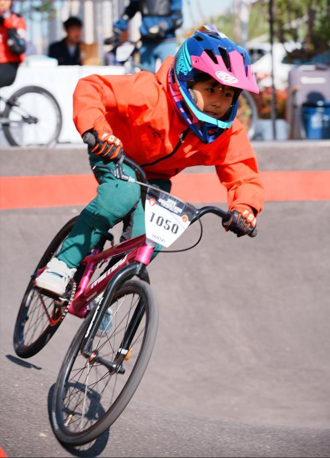 手中长期缺, 岁以下选手 手中长期缺, 岁以下选手