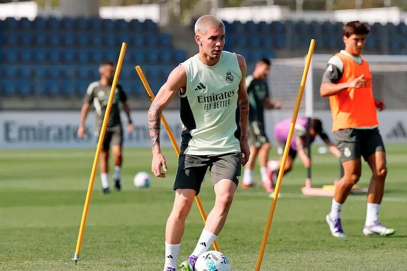 踢了, 的阵型和位 踢了, 的阵型和位