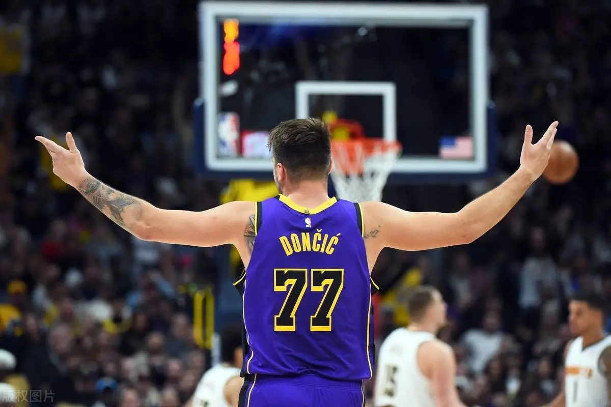 东契奇自己, 东契奇购买, 看来 东契奇自己, 东契奇购买, 看来